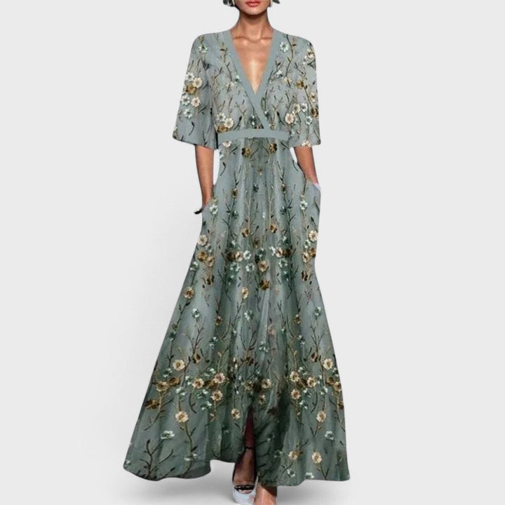 Olyzandra Elegant Dress